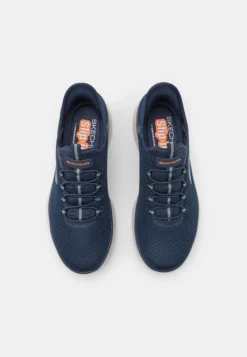 Summits - Joggesko - Navy -SexyHair-butikk 3a1e4486a5f14c54bdda09b5473ed4ec scaled