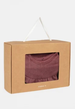 NAME IT Nbfluise Gift Set - Leggings - Deco Rose -SexyHair-butikk 63afd46ca2814111b006958eb4770033 scaled