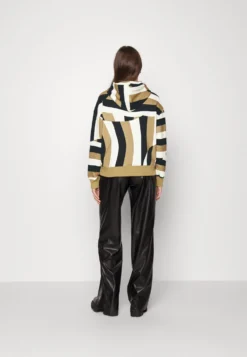 Boss Ecaisy - Hoodie - Multi-Coloured/Black/White -SexyHair-butikk 6d506b7f5c0f4b7c98f8736bb8bcc5f6 scaled