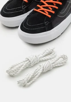 Vans Sk8 Hi Mte 1 Unisex - Høye Joggesko - Black/Asphalt -SexyHair-butikk 9c2de5fba2b74a58b760b839443e640a scaled