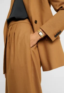 Casio Klokke - Gold-Coloured