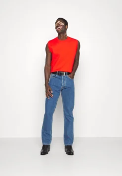 J.Lindeberg Vian Crewneck Slipover - Strikkegenser - Fiery Red -SexyHair-butikk c20acafa0bd94cc1b27d115d10e5b987 scaled