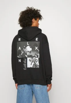 YOURTURN Yt-Zi-0122-0413Relaxed Hoodie / 802 - Black - Hoodie - 802 - Black 8 YOURTURN Yt-Zi-0122-0413Relaxed Hoodie / 802 - Black - Hoodie - 802 - Black -SexyHair-butikk d8328c9600304c798bc45d2facda3c0b scaled